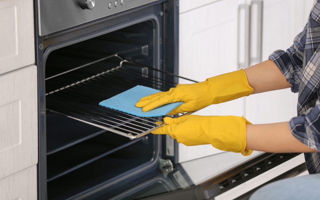 Cleaning your oven: Pantry staples to the rescue