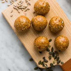 Healthier Snacks with Amber & Emma 4 muesoi bites square