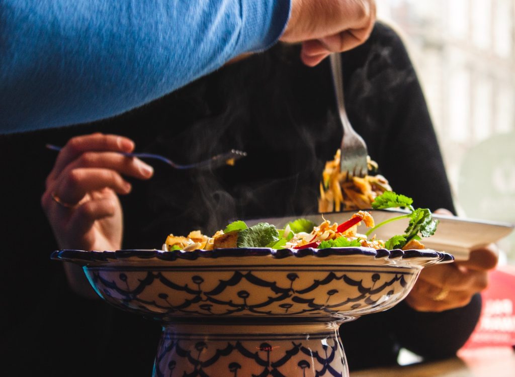 Mental Health Awareness Week 2023: The Power of Food in Fostering Connection 2 Fresh Start My Food Bag Blog Mental Health Awareness Week Food for Connection bowl