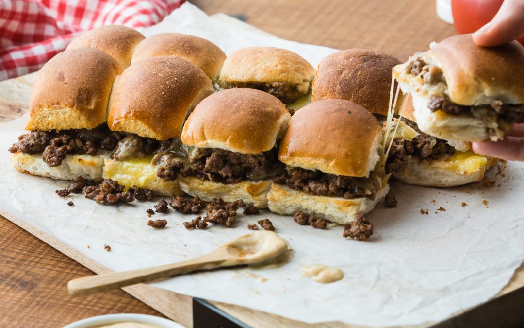 Pull-Apart Cheeseburger Sliders