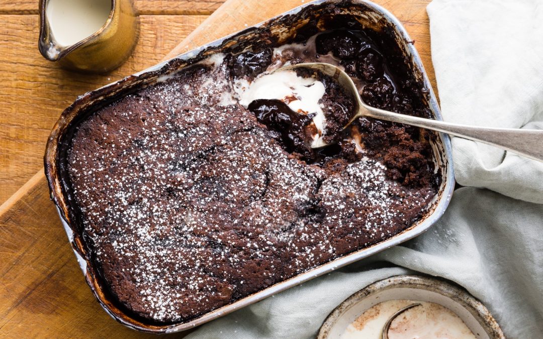 Chocolate Self-Saucing Pudding Mix & Cream