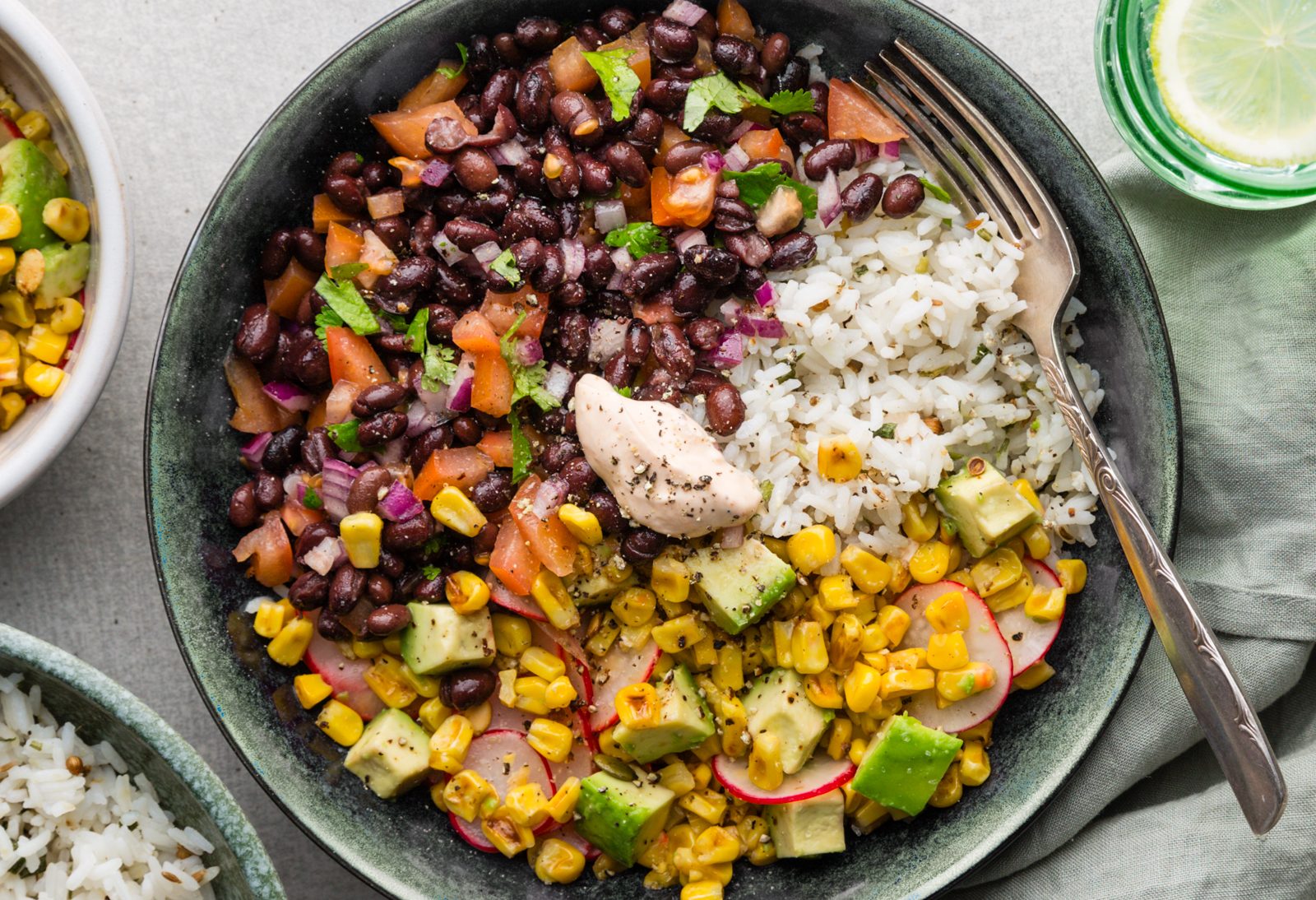 Vegan and Vegetarian Meal Kits: Delicious, Balanced Meals Made Easy 1 PB Tasty Marinated Black Beans with Mexican Rice Chipotle edited