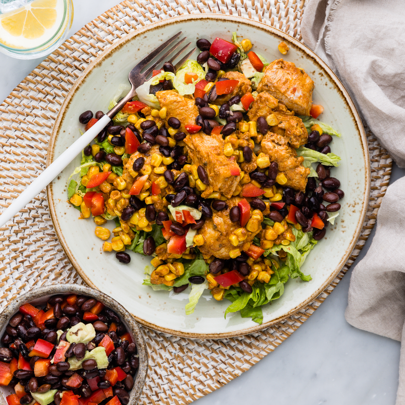 FS Mexican Style Chicken Bowl with Avocado & Black Bean Salsa